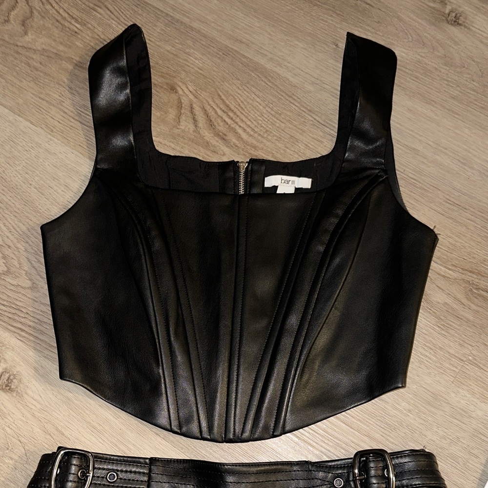 Bar III Women's Corset top with High Waist Black Shorts. 2 piece collection.